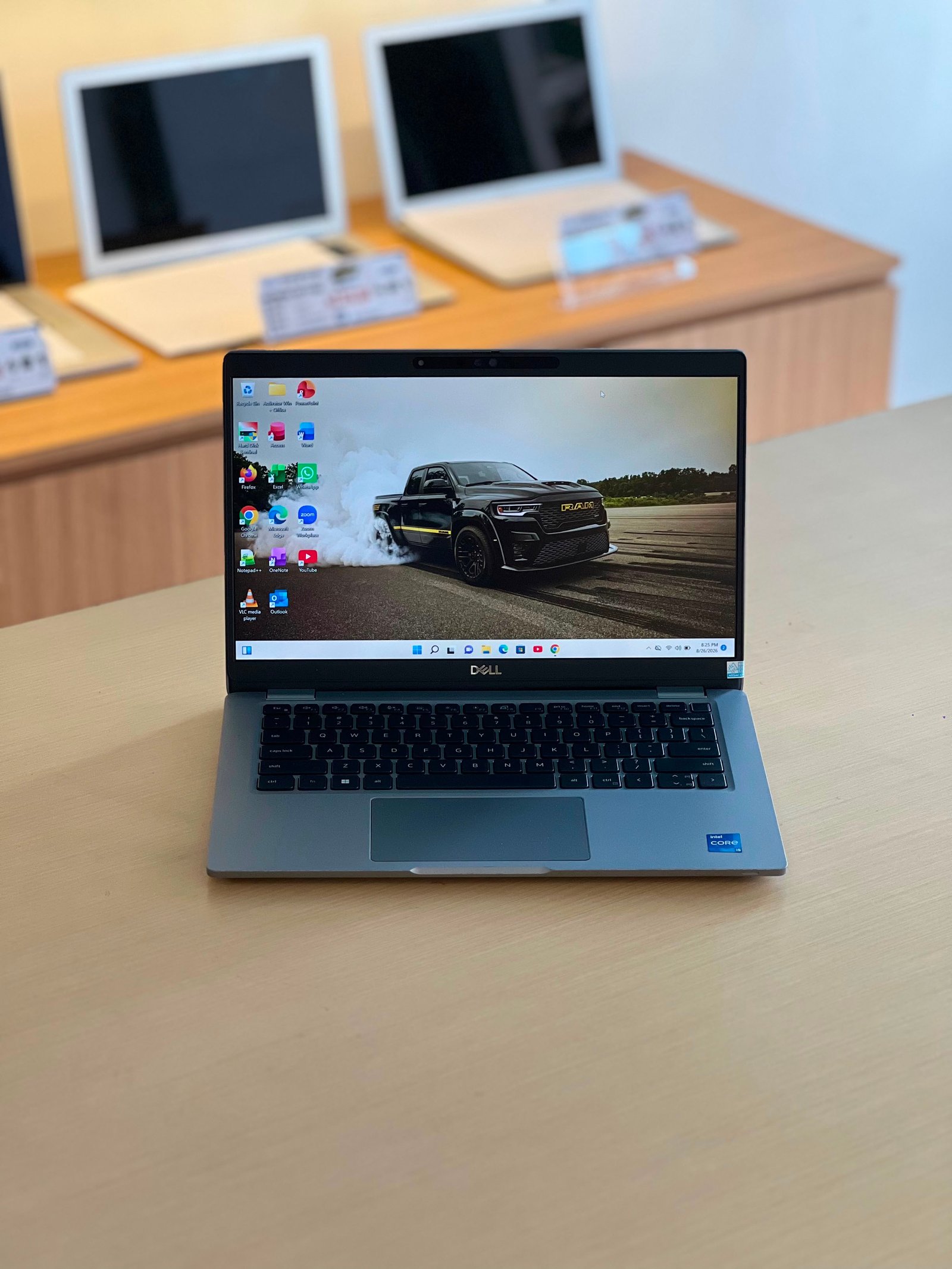Dell Latitude 5330 bekas - Assacomputer Jogja