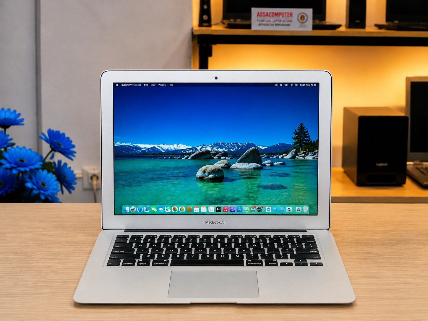 Macbook Air A1466 2017 bekas - Assacomputer Jogja
